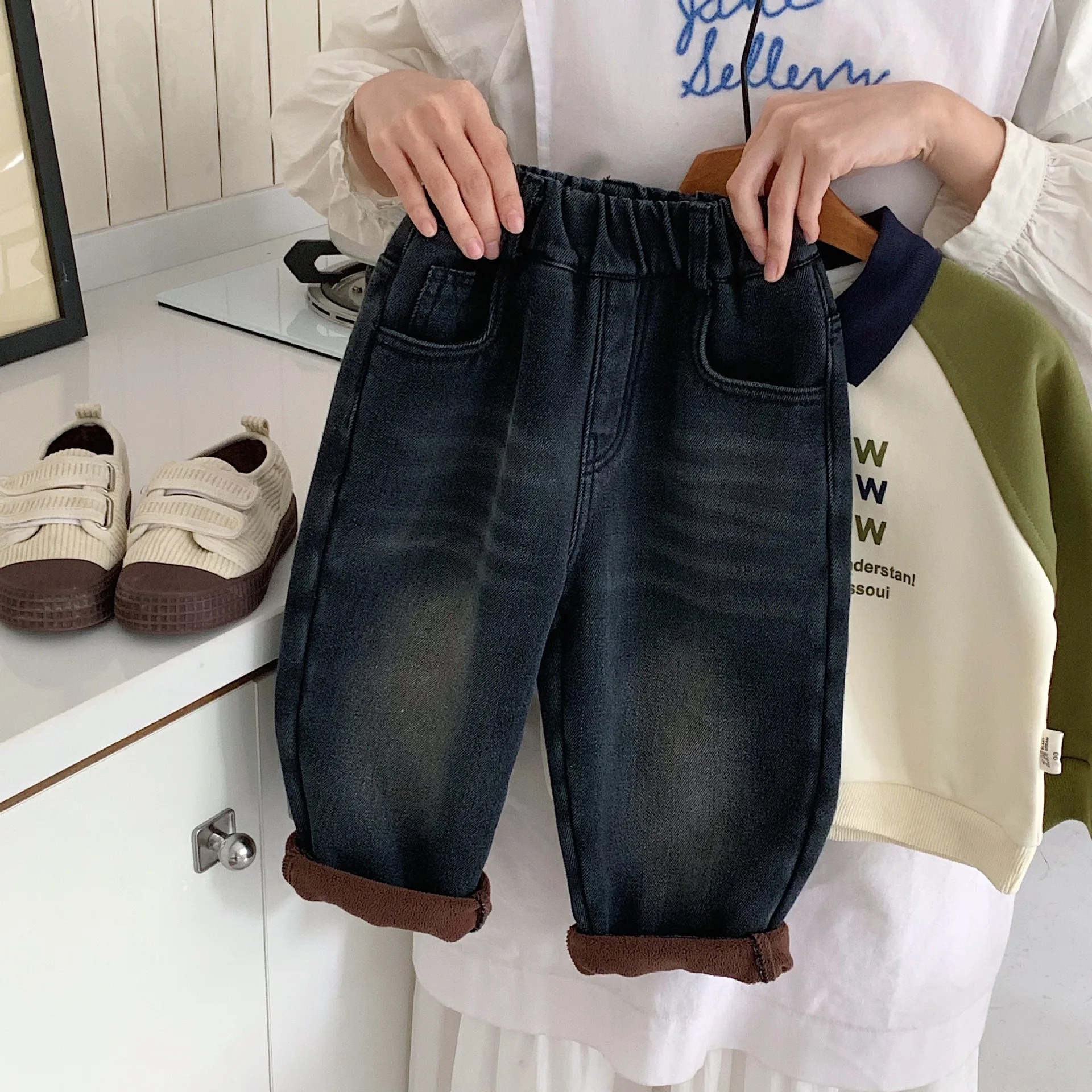 

Winter Children Boy Denim Pants Cotton Elastic Waist Infant Baby Boy Jeans Loose Plus Velvet Thicken Warm Kid Boy Straight Pants