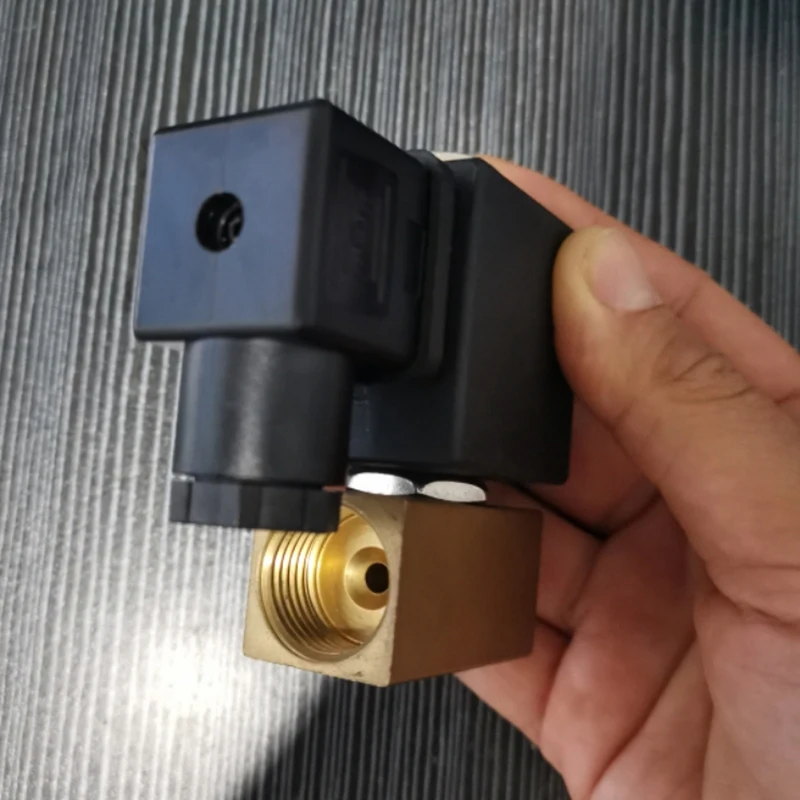 High Pressure Solenoid Valve 2 Way 1/2 BSP DC AC220V Normal Close JT22-02 Direct Acting Brass Valve