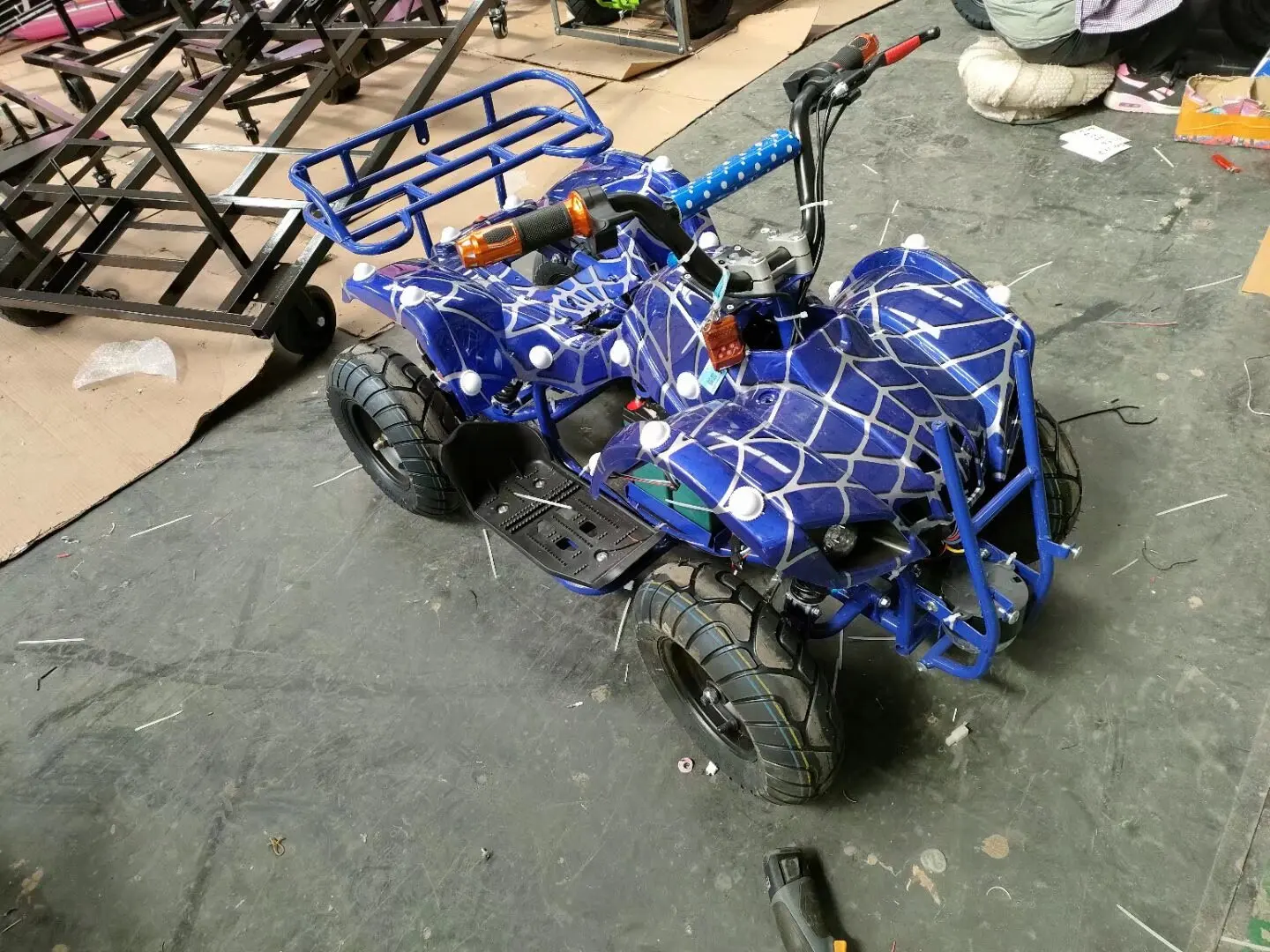 Popular 350W Bumper Car for Kids Customizable 360 Degree ATV Battery Remote Little Entertainment Parks Indoor/Outdoor Plastic