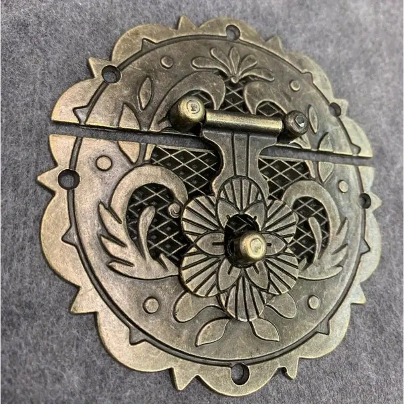 1/4Pcs/Lot Elegant Vintage Metal Hasp Padlock with Floral Design Includes Screws Decorative Latch for Wooden Jewelry Boxes