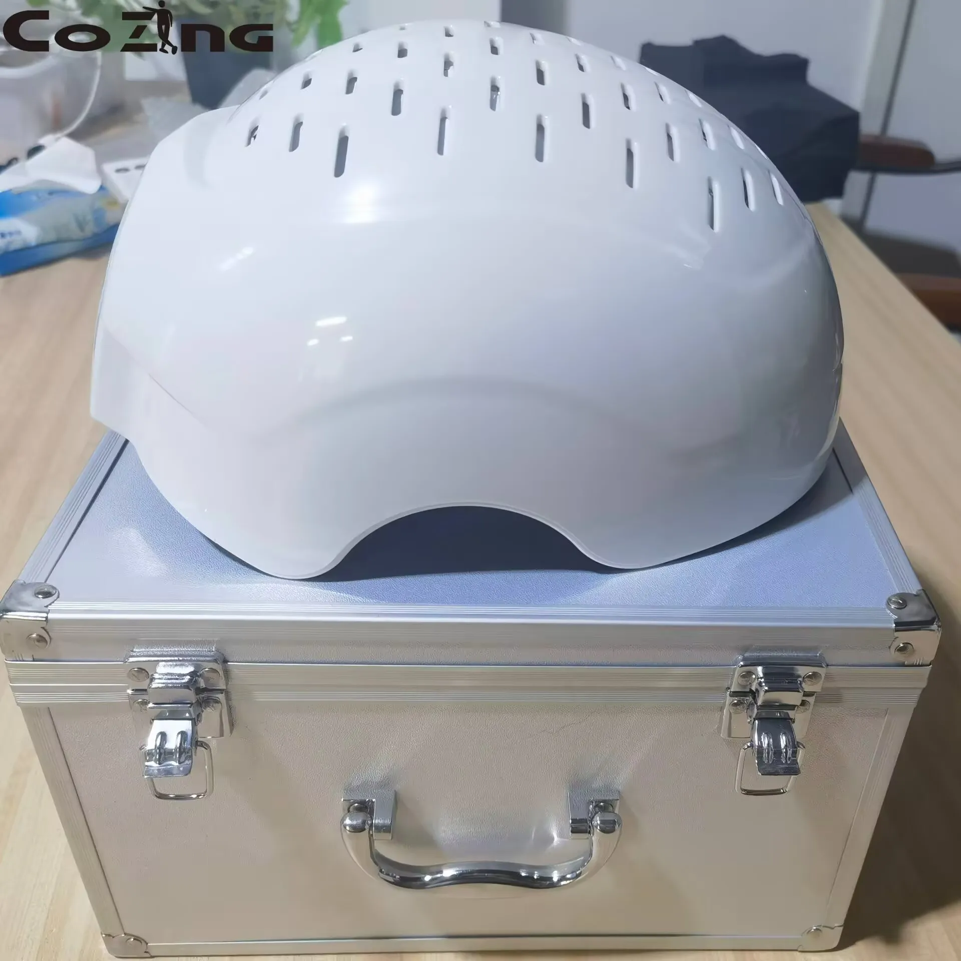 

Лазерная шапка-масажер для роста волос при андрогенетической алопеции, с красной светотерапией, для мужчин и женщин