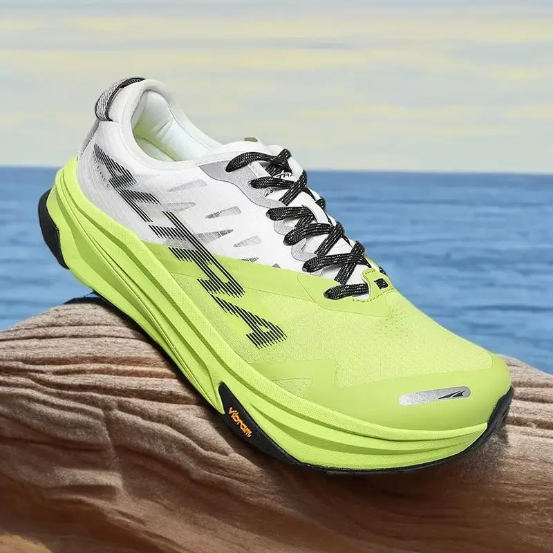 

BootsExceptional Cushion, Stable Layout for Outdoor Runs