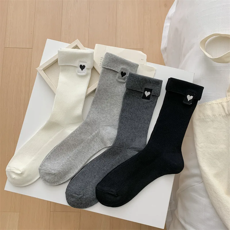 Woenn Socks New Fashion Cute Embroidery Heart Letter Asymmetric Long Designer Socks Grils Kawaii Socks Casual Style