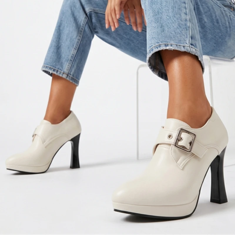 

Large Size 45 50 2026 Spring and Autumn New High Heels with Novel Metal Buckle Decoration High Heels Single Shoe