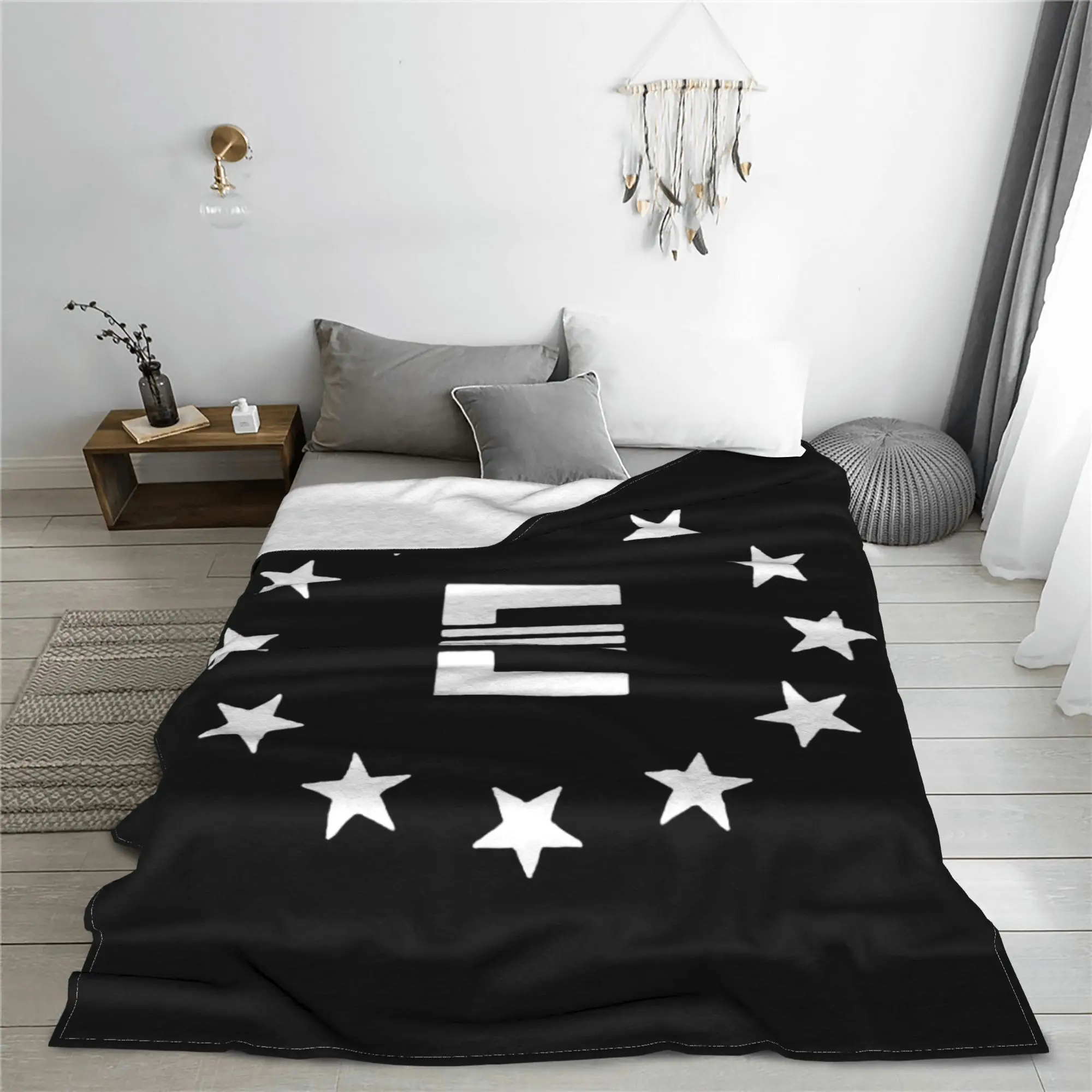 

Fallout Enclave Flag Blanket Warm Flannel Sofa Throw Blanket for Home Bedroom Office Throws Bedspread Quilt