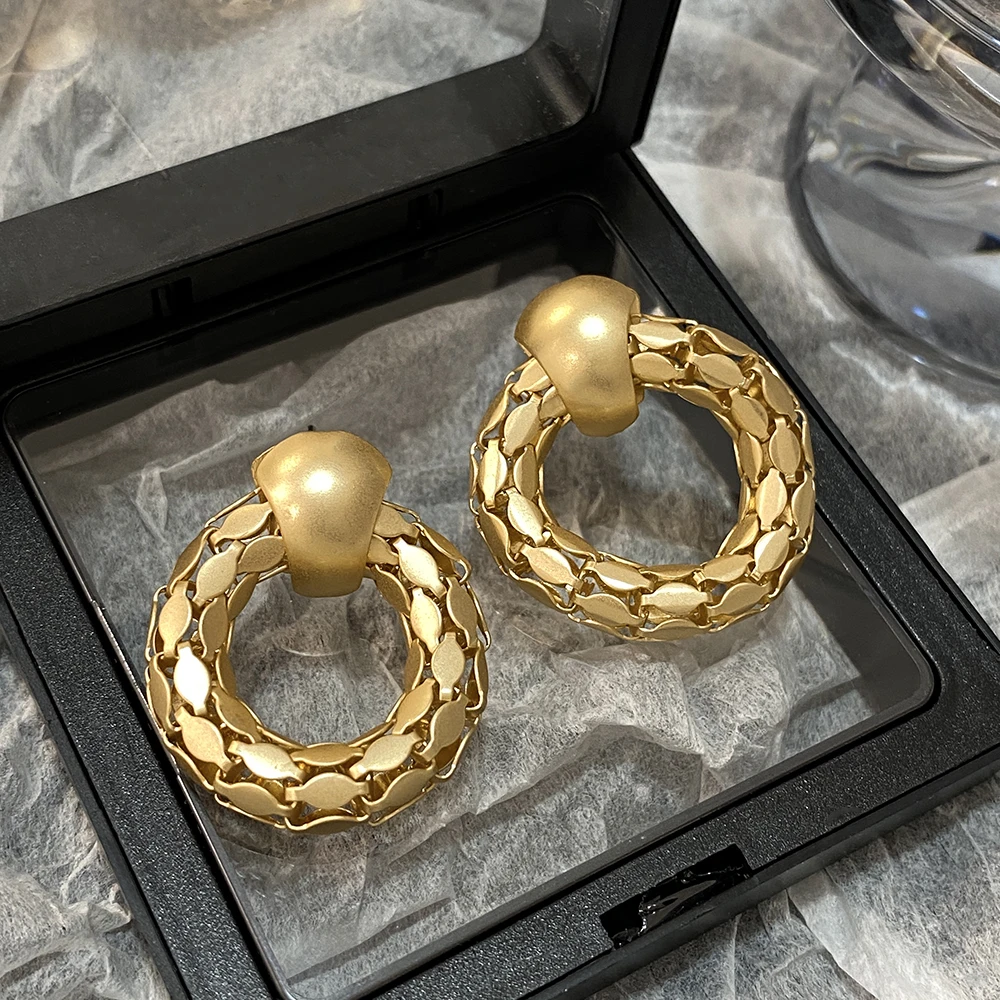 أقراط مرصعة بخاتم دائري مجوف للنساء ، مجوهرات هندسية كلاسيكية ، سحر أنيق ، مقاومة للماء ، موضة حلوة ، عتيقة