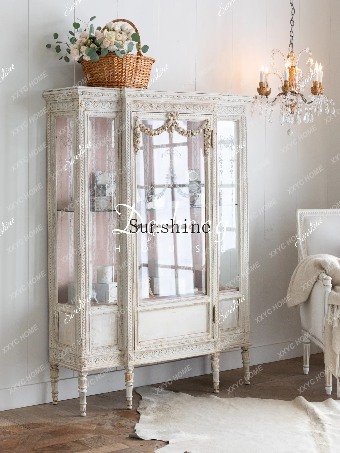 AA retro old solid wood hand-carved princess glass cabinet display outlet