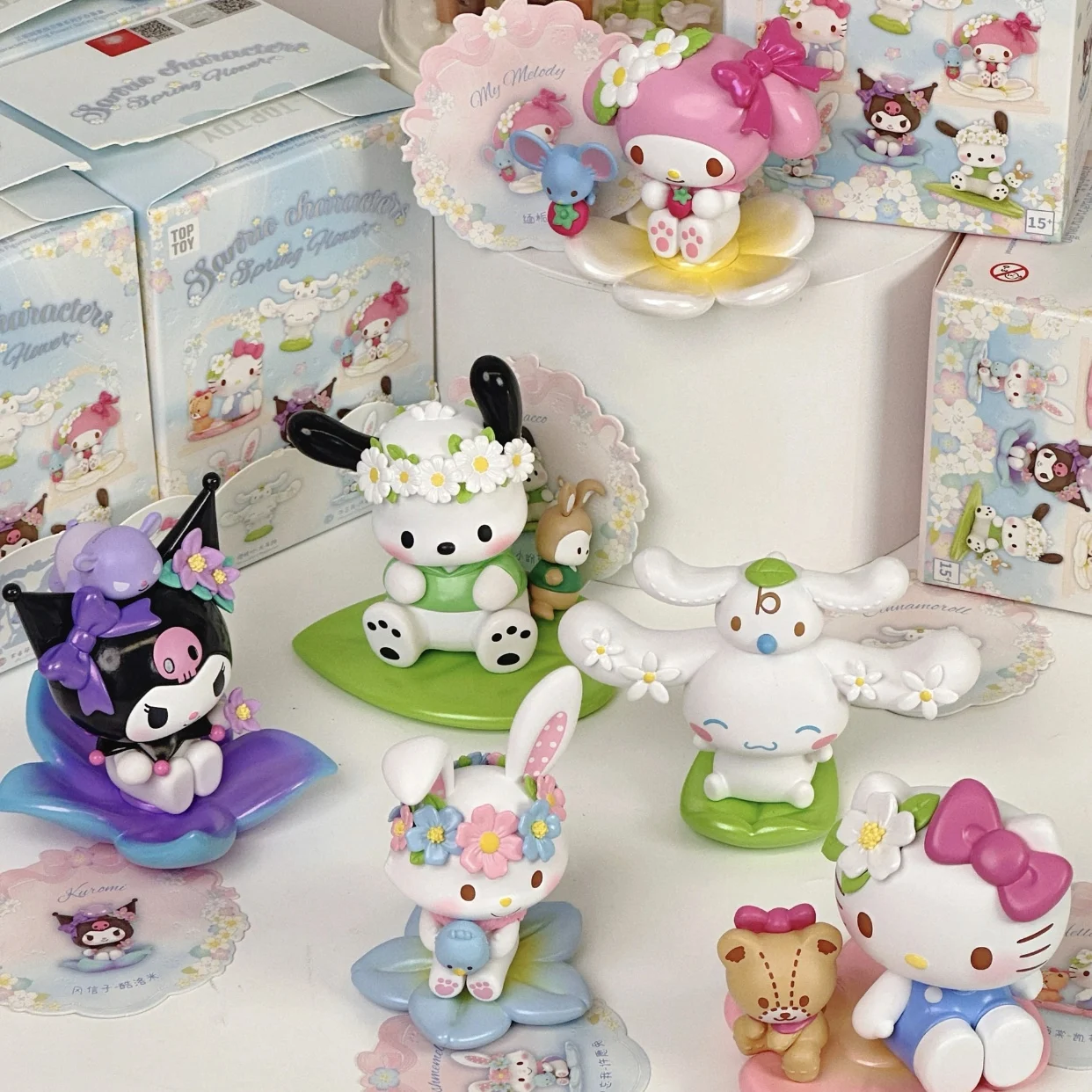 ใหม่ Sanrio ชุดดอกไม้น่ารักกล่องตาบอดตุ๊กตาอินเทรนด์ของเล่นสะสมของขวัญวันเกิดที่สมบูรณ์แบบสําหรับสาว Kuromi Cinnamoroll