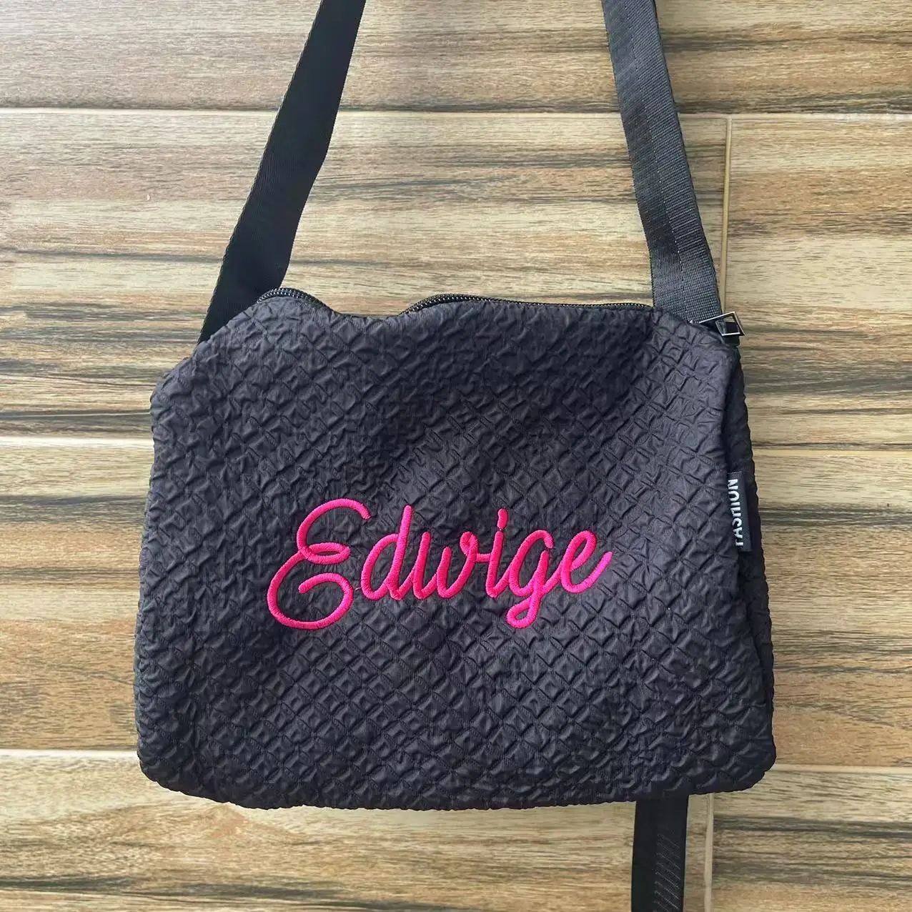 

Personalized Embroidered Women's Handbag, Custom Large Capacity Crossbody Bag, Shoulder Bag, Women's Casual Solid Color Gift Bag