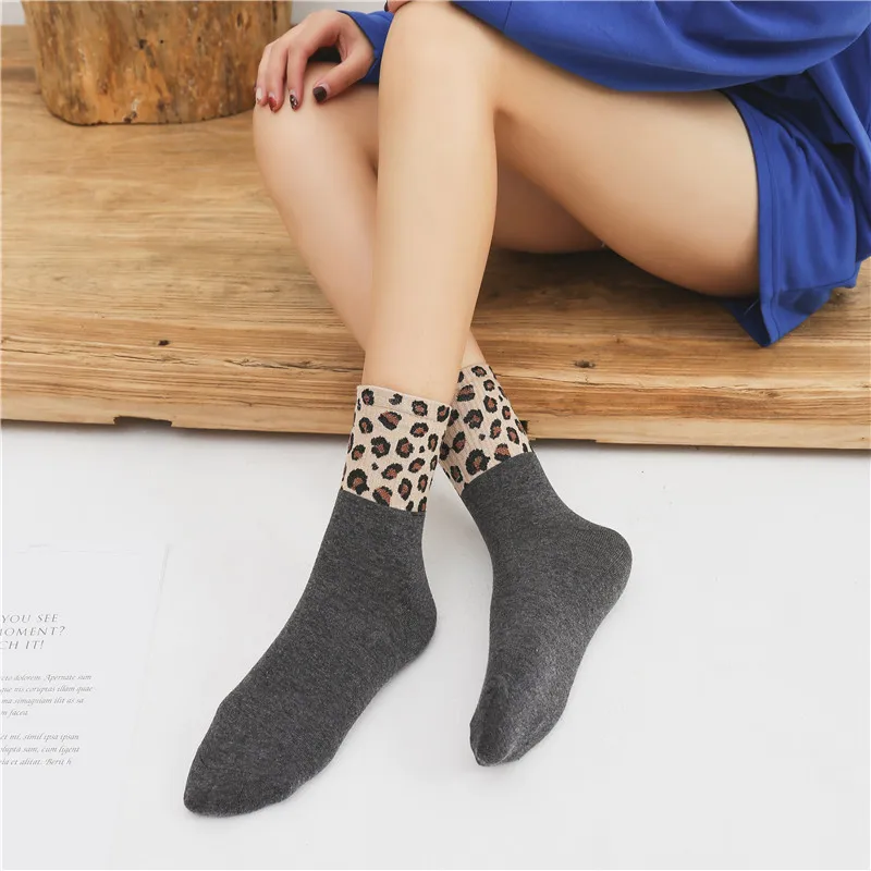 

Women's Socks New Leopard Pattern Socks Colored Animal Pattern All Cotton Anti Slip Sweat-absorbing Mid Tube Cotton Socks