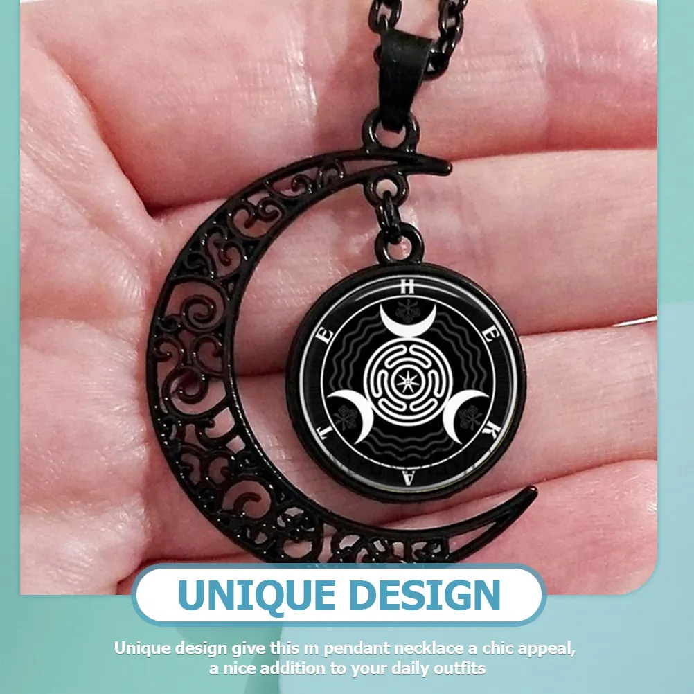Moon Pendant Necklace Alloy Chic Design Comfortable Wear for Daily Casual Official Occasions Trendy Moon Jewelry for Women Teen