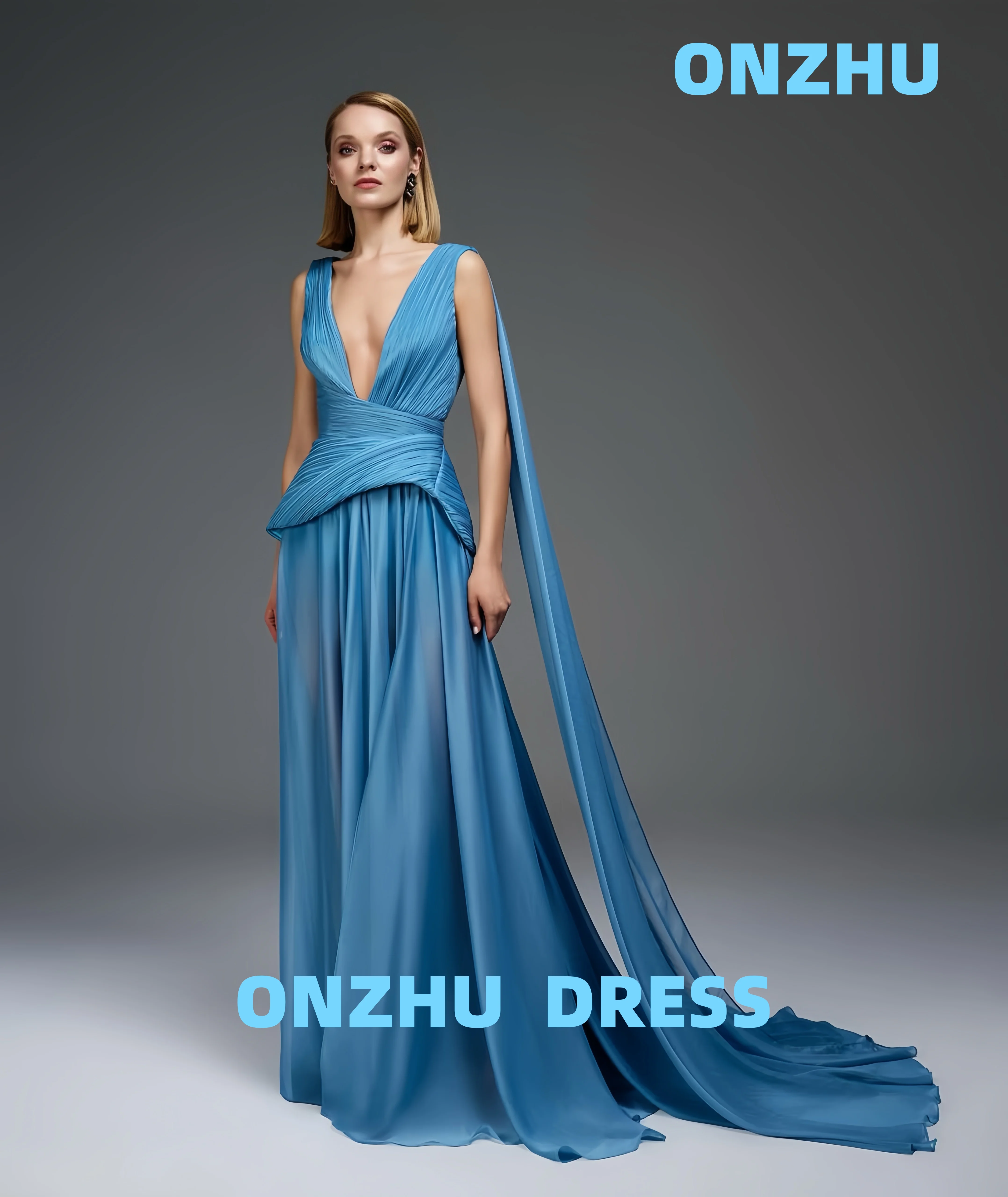 ชุดราตรีหรูหราแบบคอวีทรงเอไลน์สำหรับผู้หญิง ดีไซน์พิเศษโดยอแมนดา 'โนวีอาส'