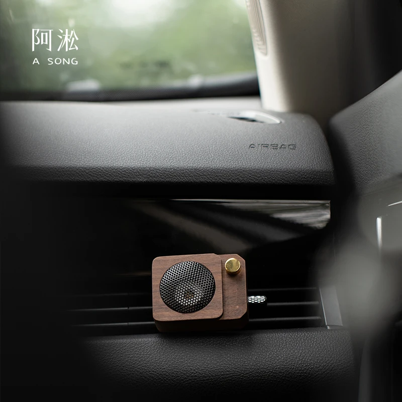

Out of trend decorative aromatherapy wood car diffuser advanced sense