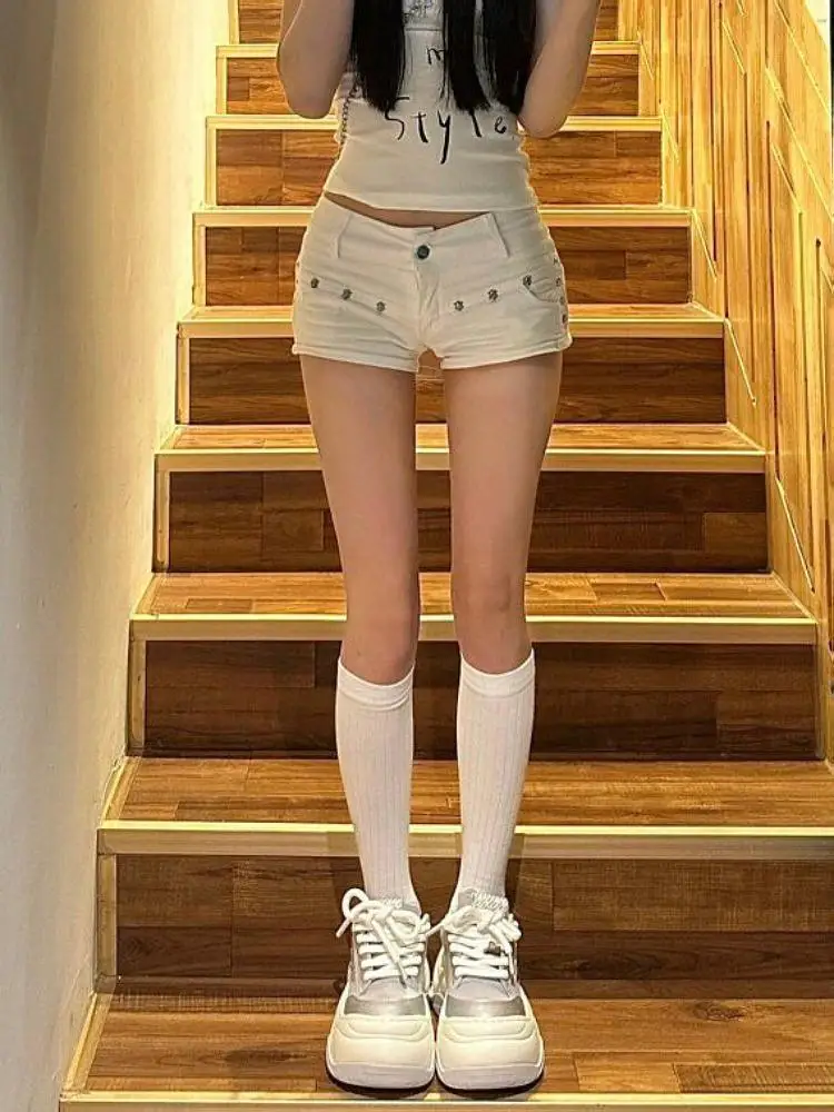 Women Fashion High Waist Vintage Slim Jeans 2025 New Spring Summer American Style Y2k Streetwear Hottie Denim Shorts