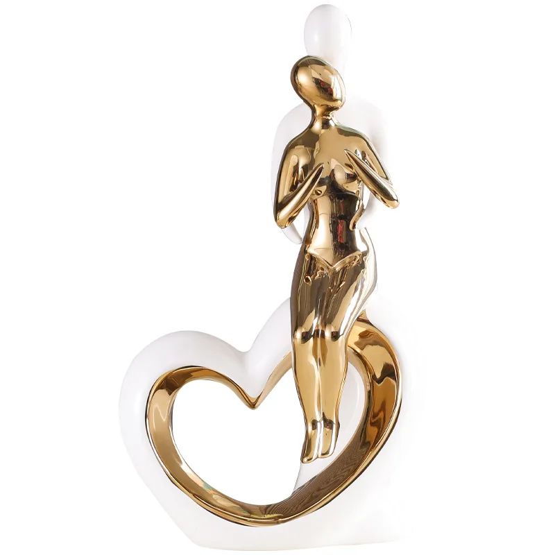 Modern Love Couple Ceramic Ornament Romantic Love Embrace Statue Home Decoration Valentine's Day Gift Ornament