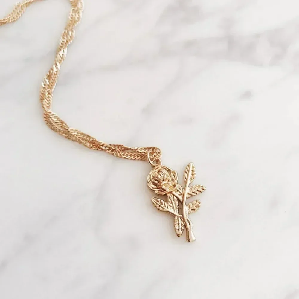 FSUNION 2025 Shiny Rose Flower Pendant Necklace Exquisite Golden Silver Collar Chain Necklace Ladies Wedding Party Jewelry Gift