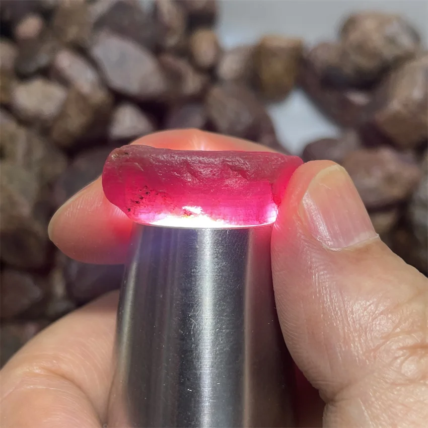 Natural Precious stone Ruby Rock corundum rough gemstones Tumbled Stone Gravel For Raw material
