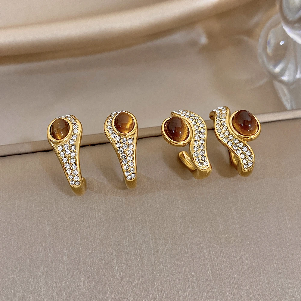 DODOHAO Exquisite Inlaid Rhinestone Tiger Eye Stone Stainless Steel Earrings for Women Irregular C-shaped Ear Studs Jewelry Gift