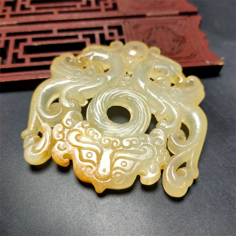 Antique Miscellaneous House Old Crafts Xiuyan Jade Carved Double Dragon Auspicious Beast Jade High Ancient Jade Ornaments Pendan