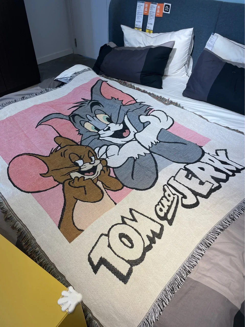 Catoon Tom Jerry Blankets Carpet Geometry Sofa Cover Tapestry Picnic Travel Throw Blanket