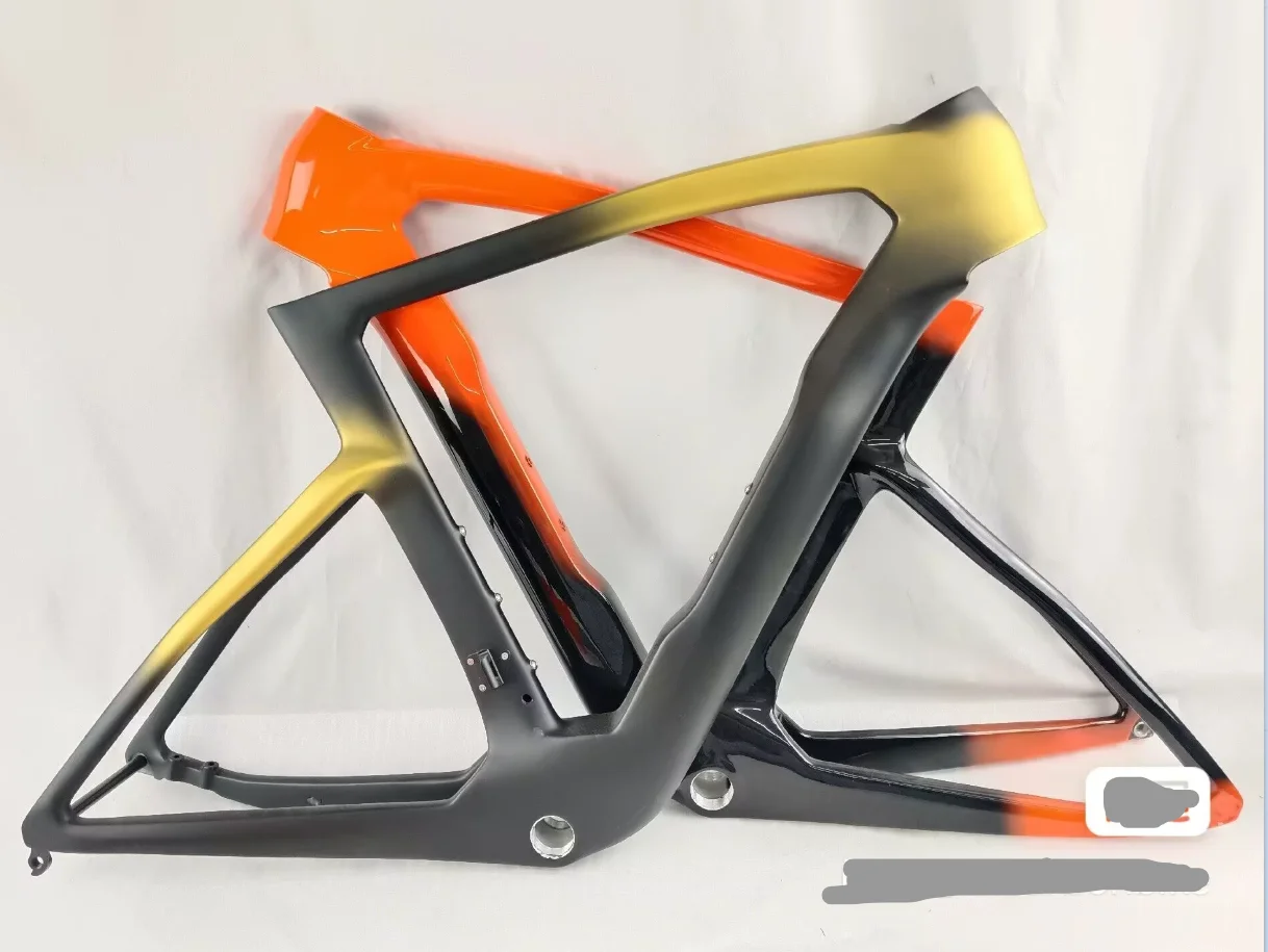 

Newest style disc carbon bike frame 16style bicycle carbon frame bsa+handlebar+seatpost 465mm-560mm made in china 54cm in stock