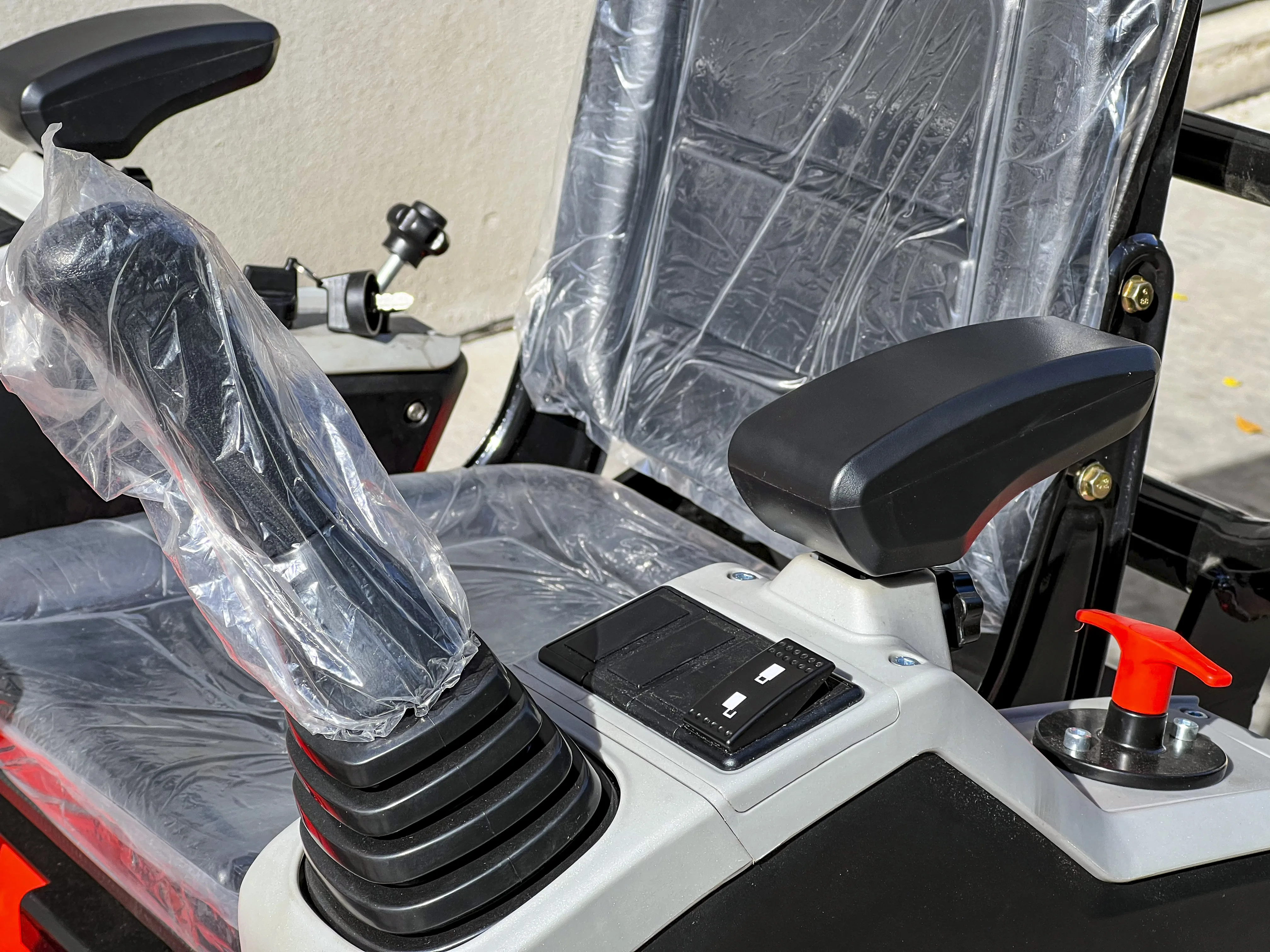 Mini Digger 1.5 Ton Excavator Mini Excavator Digger Excavator Machine 1.8 Ton Crawler Digger