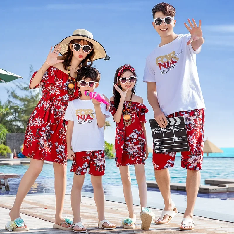 Vacation Area Couple Look Family Matching Clothes Mom and Daughter Resort Dress Dad and Son T Shirts + Shorts 2 Piece Outfits