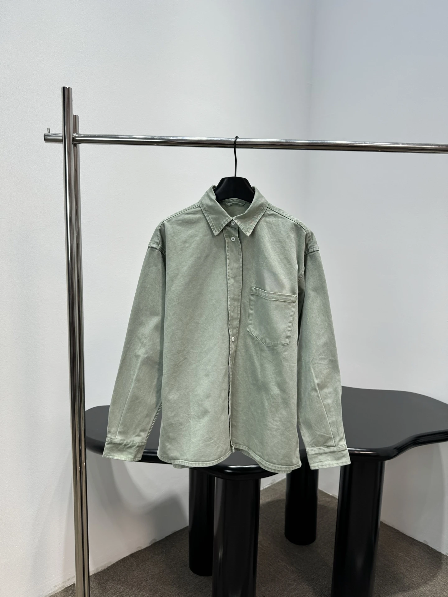 

American Workwear Style Long Sleeve Casual Shirt Worn-In Look Collared Top for Commuting Unisex Loose Fit Breathable Cotton