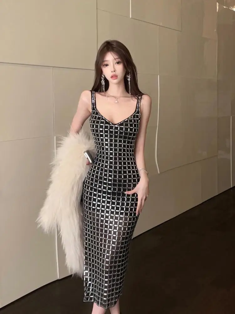 

French Vintage Black Diamond V Neck Birthday Evening Party Long Dress Women Summer Beige 2025 Sleeveless Backless Slip Dresses