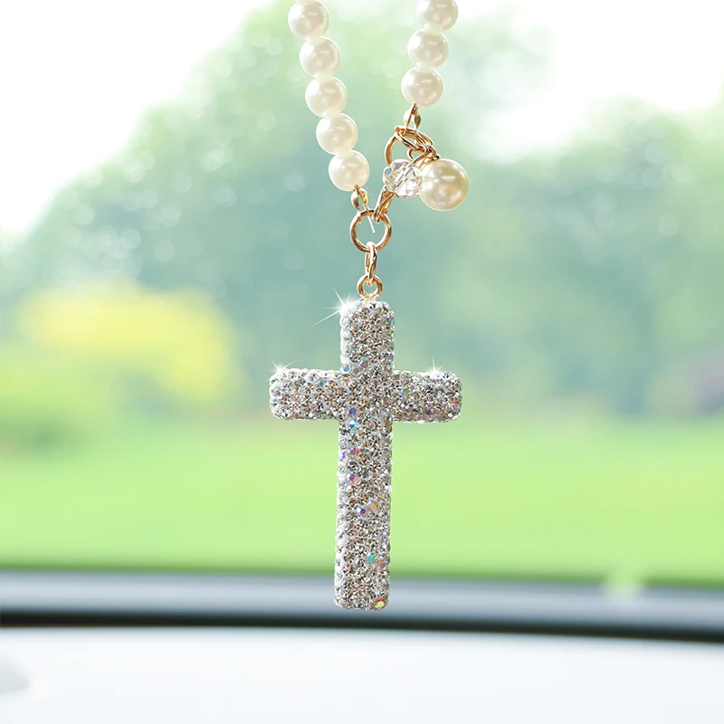 Creative diamond studded cross fashion car rearview mirror decoration car pendant exquisite pendant decoration car pendant
