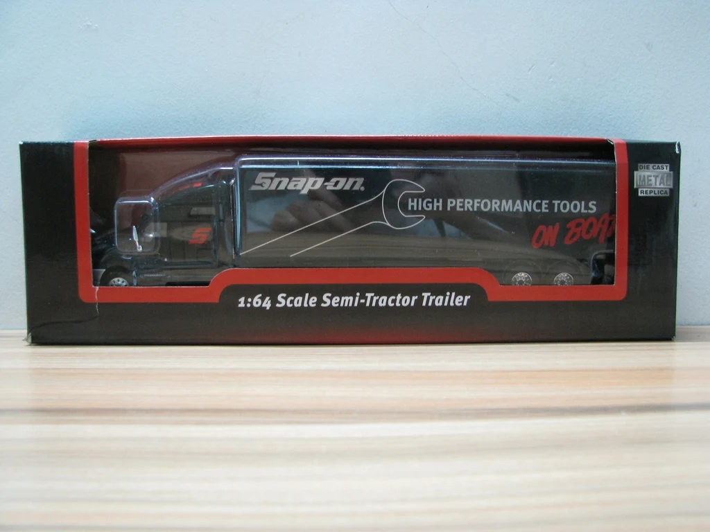 

Diecast 1:64 Scale SEMI-TRACTOR Trailer Fast High Performance Tool Alloy Car Model Collectible Toy Gift Souvenir Display