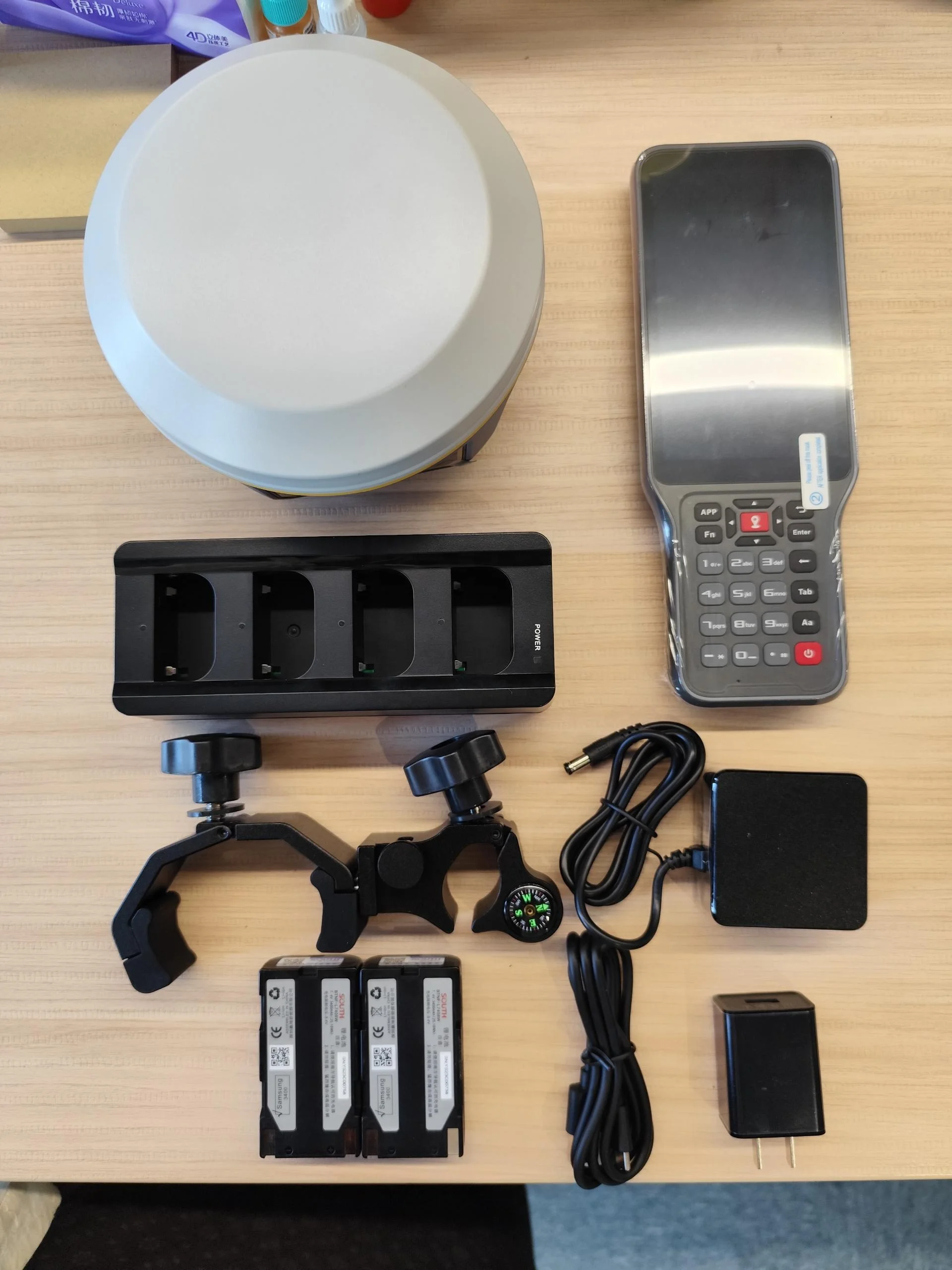 

Новый GPS-приемник South Galaxy G9 RTK с внутренней радиостанцией, 1598 каналами и быстрым фиксированным GPS для измерений и тестирования местности