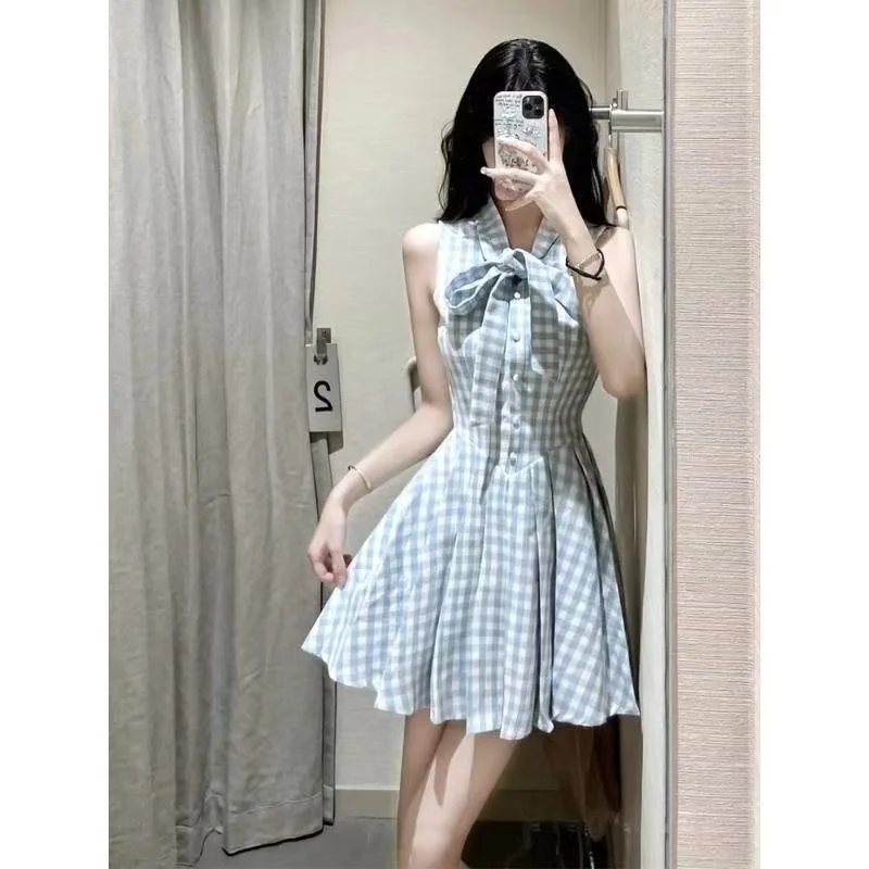 

Versatile Sleeveless Neck Plaid Dress Daughter Summer 2026 New Small French Sweet Pleated