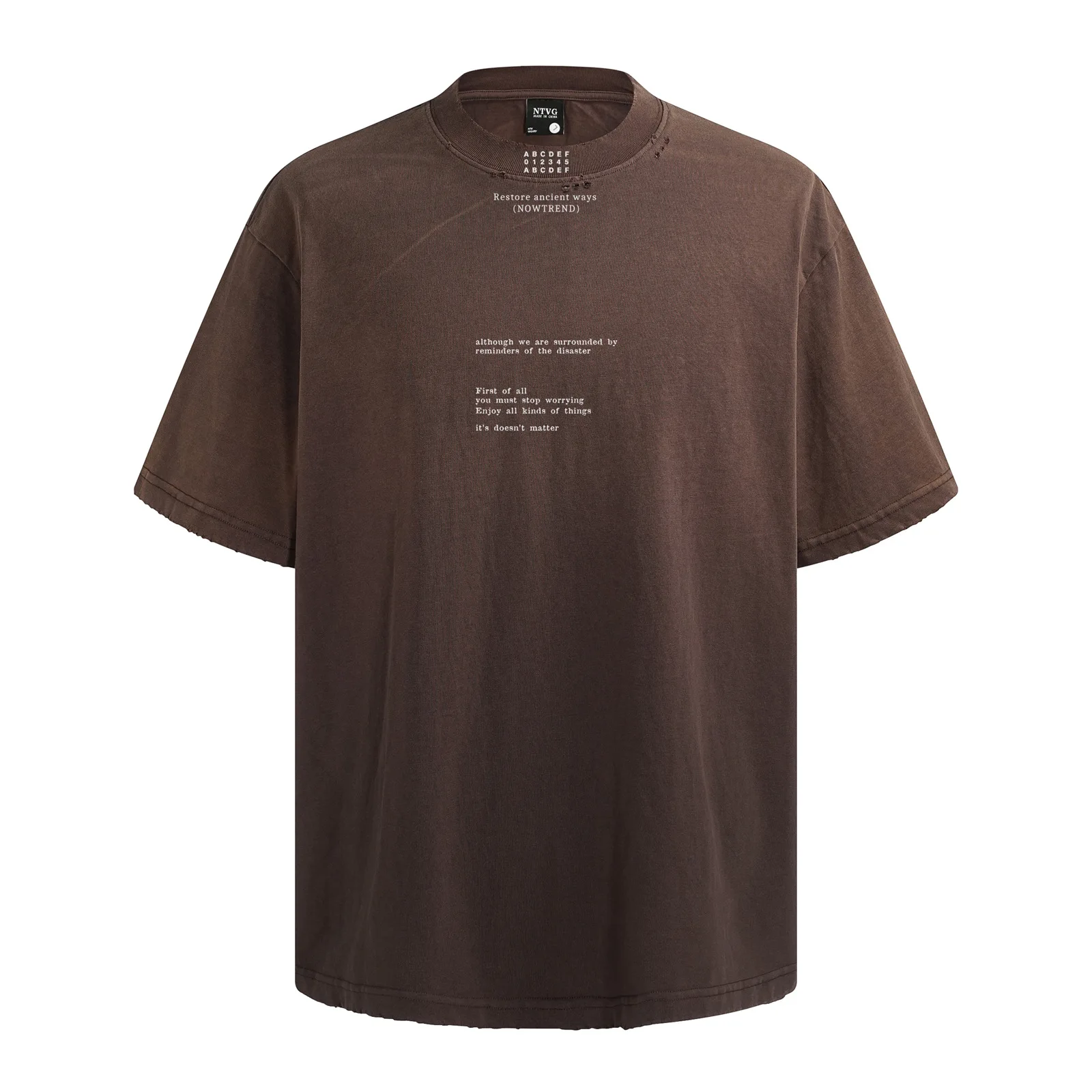 

Men's Fashion Design Ripped T Shirt High Streetwear Vintage Hip Hop Tees Loose Fit Vibe Style Y2K Short Sleeve Tops Washed Retro