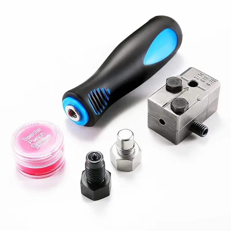 Set da 5 pezzi / Set da 6 pezzi Strumento per svasare il tubo del freno automobilistico Il set di strumenti combinati per riparazioni auto da 4,75 mm