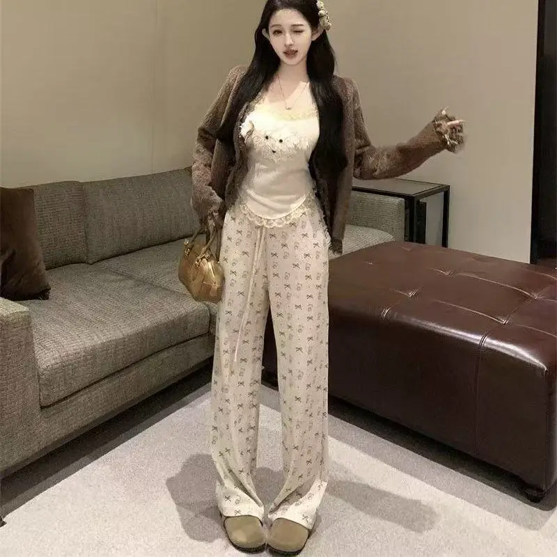 New Korean Version Sweet Three Piece set With Atmosphere, Plush Cardigan for Slimming Effect, Inner Strap Vest, Casual Pants Set