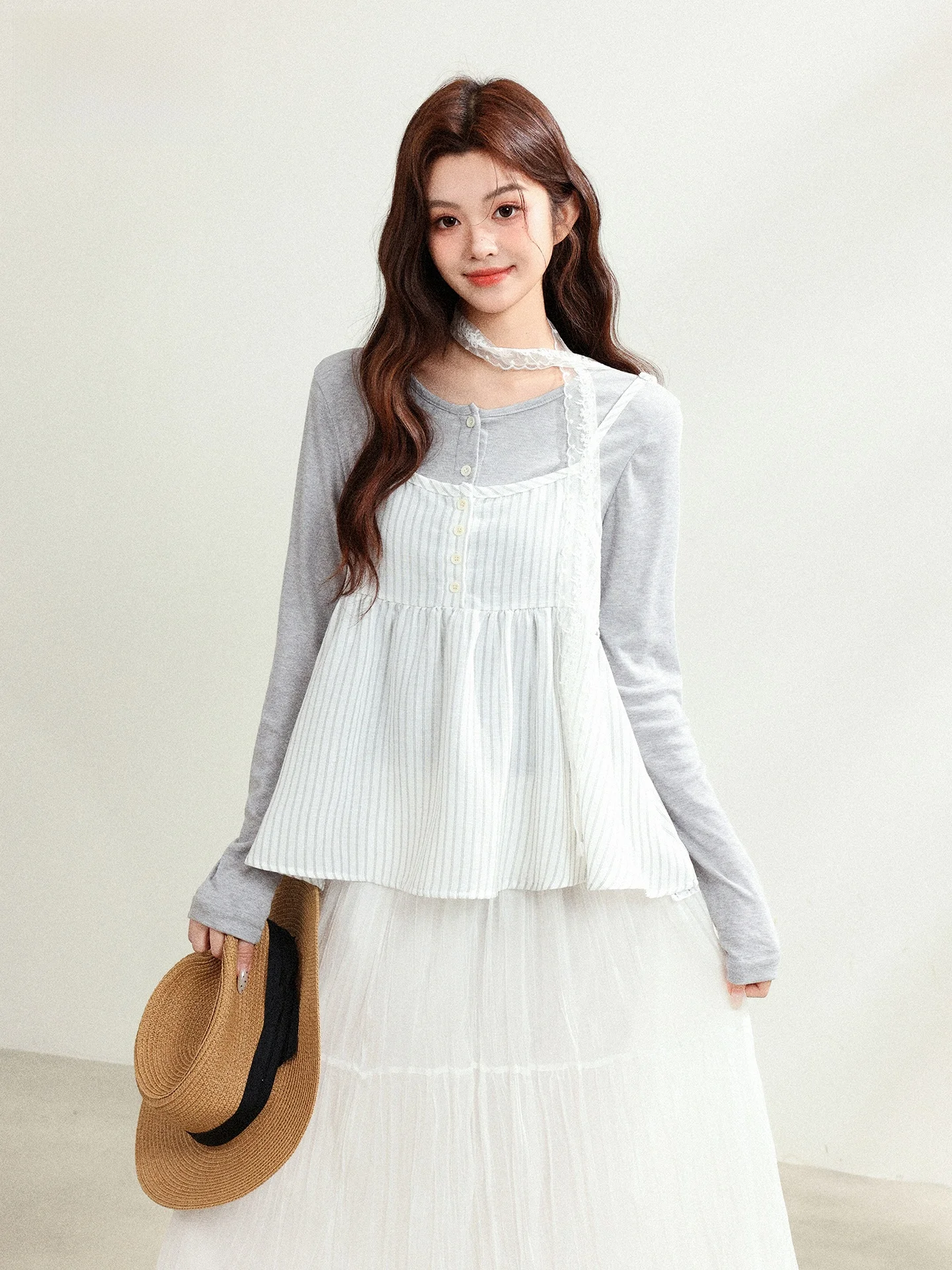 

Women's College Style Striped Tank Cardigan Two-Piece Set Casual Layering Spring Fashion Ensemble Long Sleeve round Neck