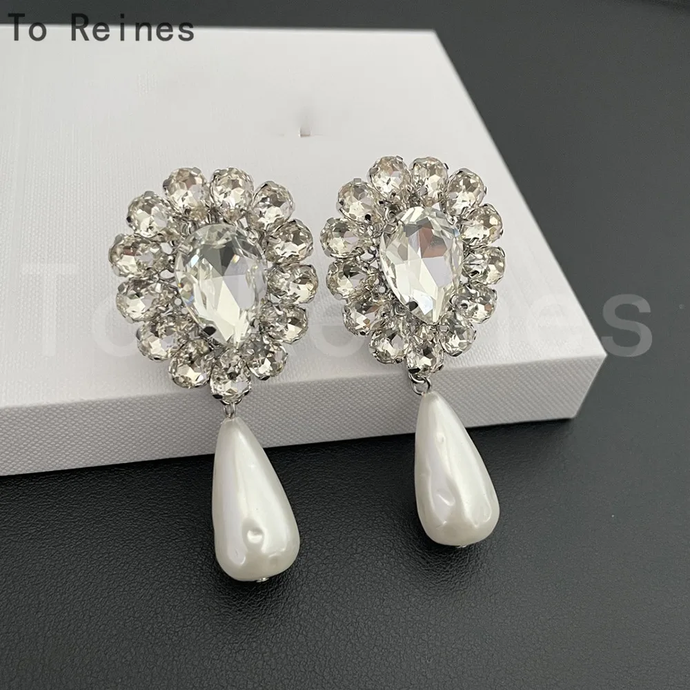 To Reines Luxury Jewelry Crystal Pearl Flower Ear Clips Women High Quality Hot Designe Trend Brand Earring Girl New Year Gift