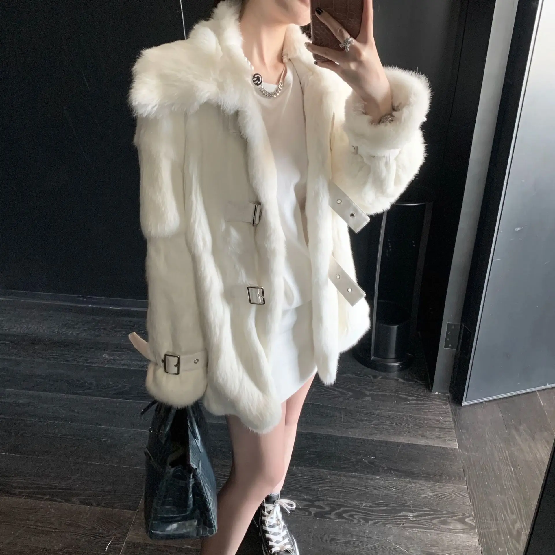 (Rabbit Beauty) New Fashion Fur Integrated Otter Rabbit Fur Medium Long Coat