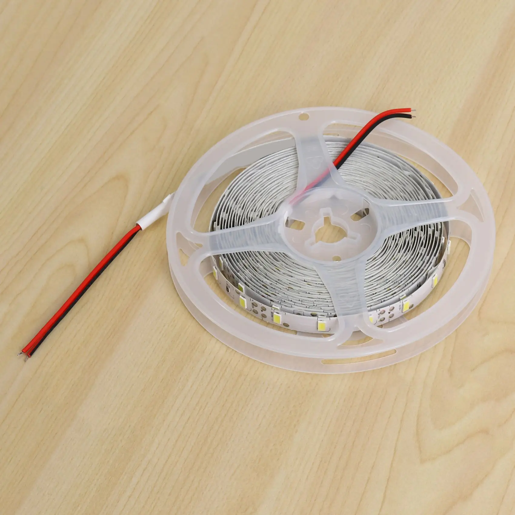 

ABUP-10X Супер яркая светодиодная лента 5M 300 SMD 5630, белая лента