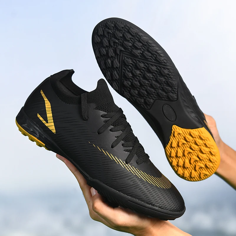 Football Boots Men Futsal Professional Unisex Anti-Slip Kids Soccer Shoes Grass Training Outdoor Football Shoes Sneakers