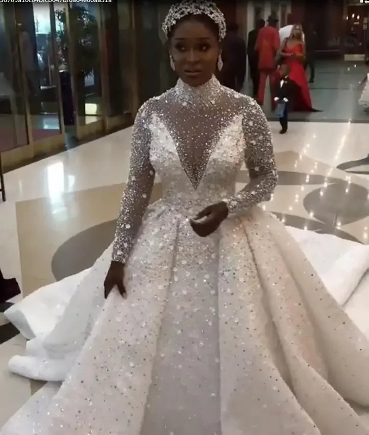 Customized High Collar Wedding Dresses Long Sleeves Crystal Beading Plus Size Bridal Gowns African Robe De Mariee
