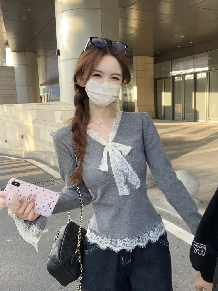 

Sweet and Spicy Lace Knitted Base Shirt Women's V-neck Slim Fit Inner Wear Top Elegant Versatile Sweater Full Sleeve New 2025