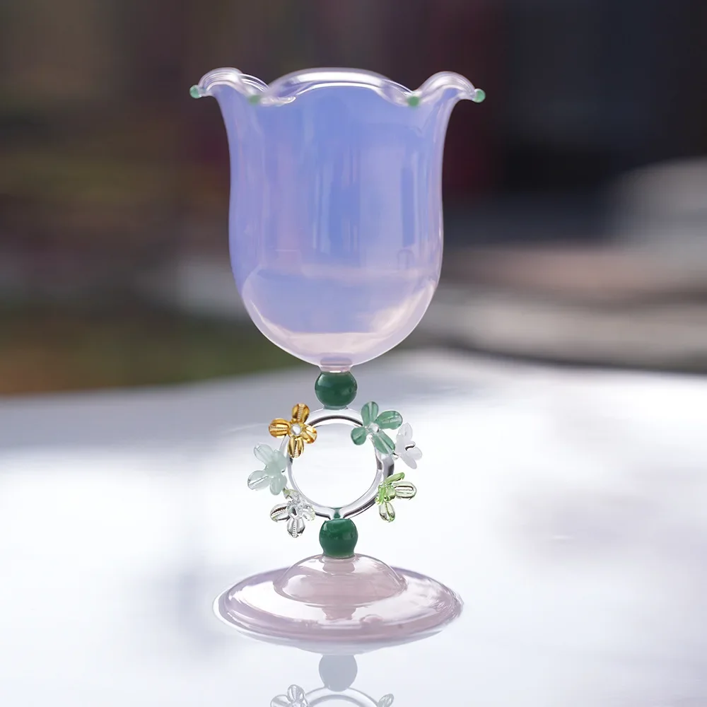 Creative Wreath Design Crystal Glass Wine Glass with Ring Handle, High Borosilicate Champagne & Cocktail Glass