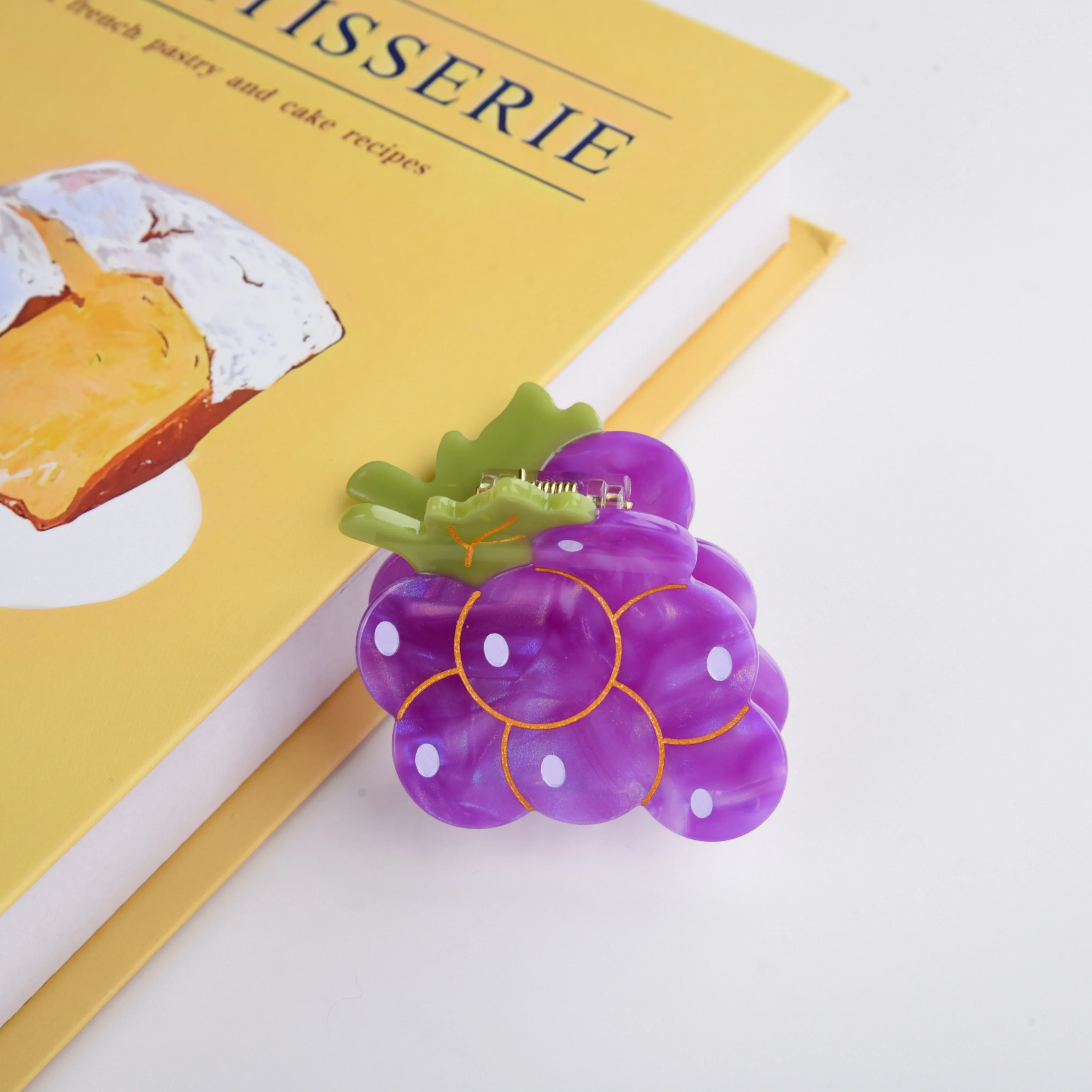 

Sweet Small Grape Hair Claw Summer Fruit Acetate Claw Clips Senior Purple Cute Crab Hair Clip Hair Accessories for Women Girls