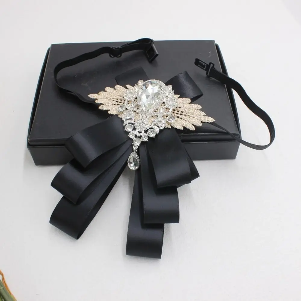 بسيطة الرجعية حجر الراين طوق زهرة أنيقة كريستال شهم ربطة القوس فيونكة الرقبة الديكور Vintage الرجال البدلة التبعي رجل