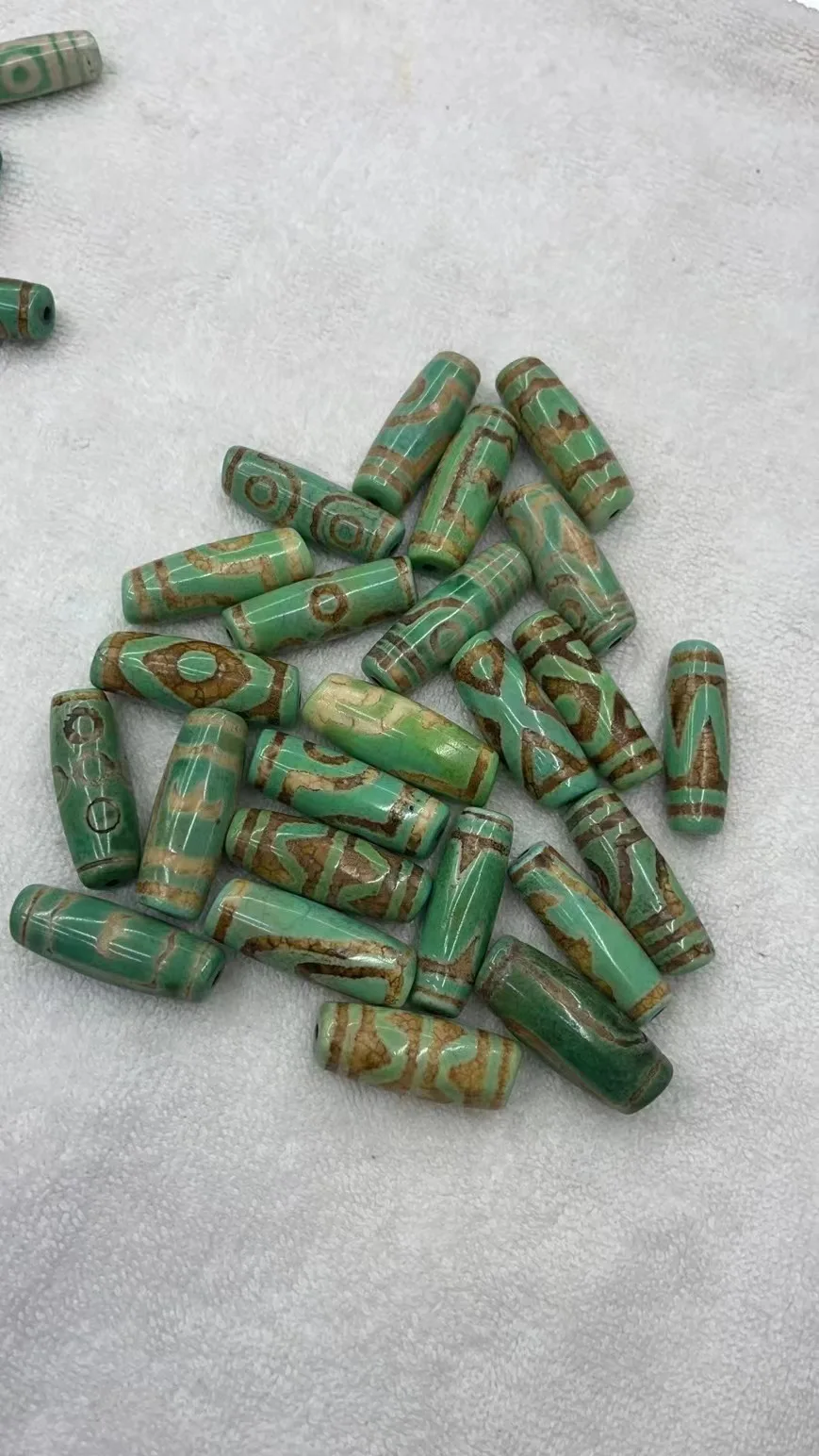 

1pcs/lot Precious Rare High Quality Tibet Endemic Plant Highland Barley Turquoise Agate Snow Dzi Beads weathered pattern Collect