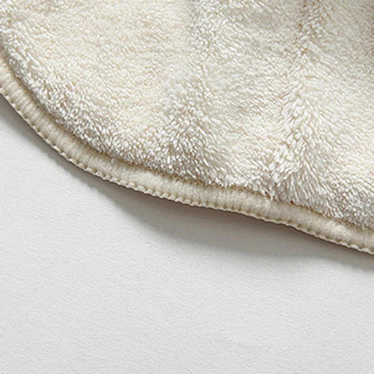 

2Pcs Premium Face Towel for Women Coral Fleece Facial Cloth Hot Or Cold Use Soft Skin Care Essential Beauty Routine Must-Have