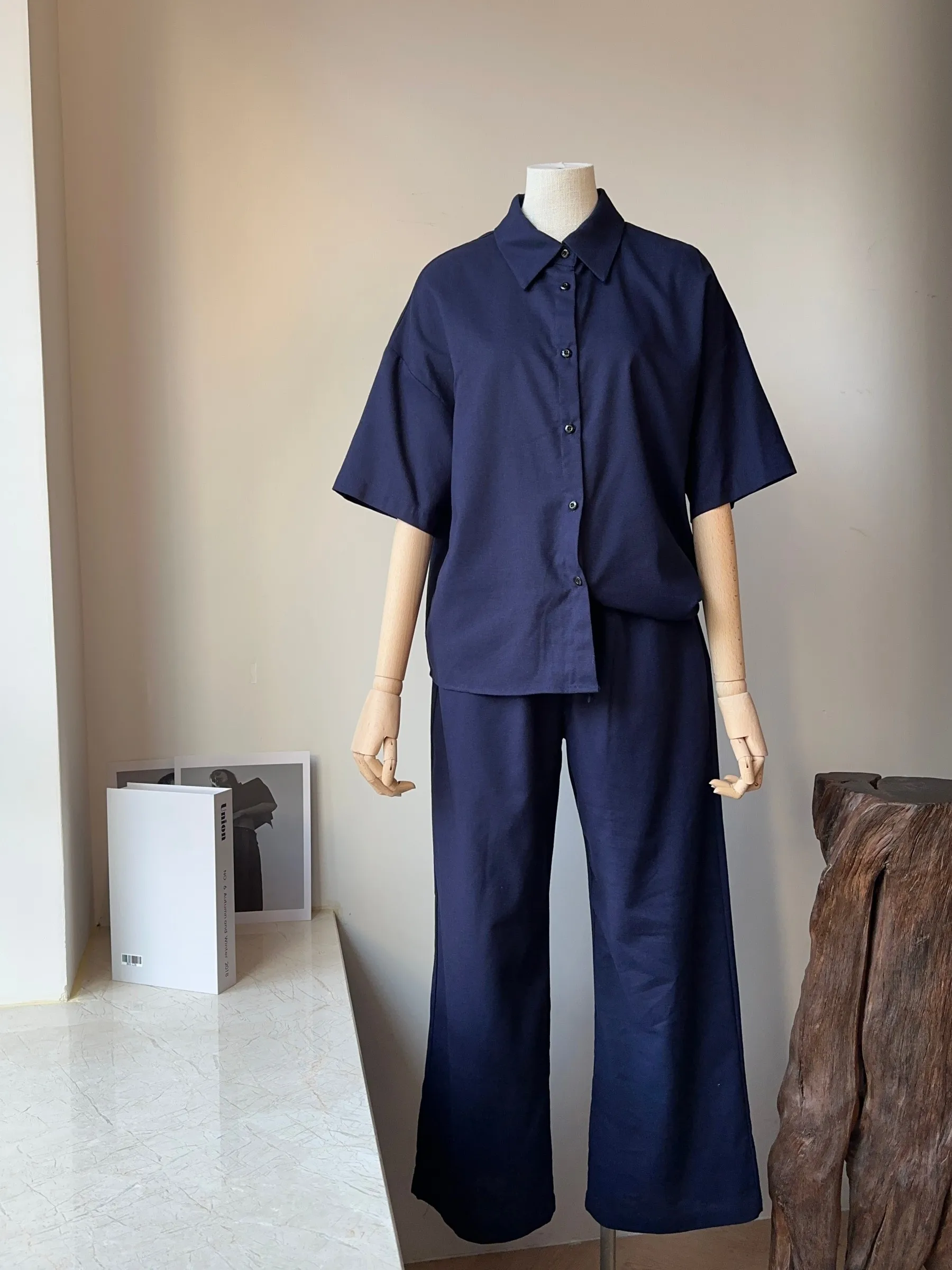 

Ретро-комплект из свободной женской рубашки и брюк королевского синего цвета, новинка ранней весны, стройнящие брюки с высокой талией B8992