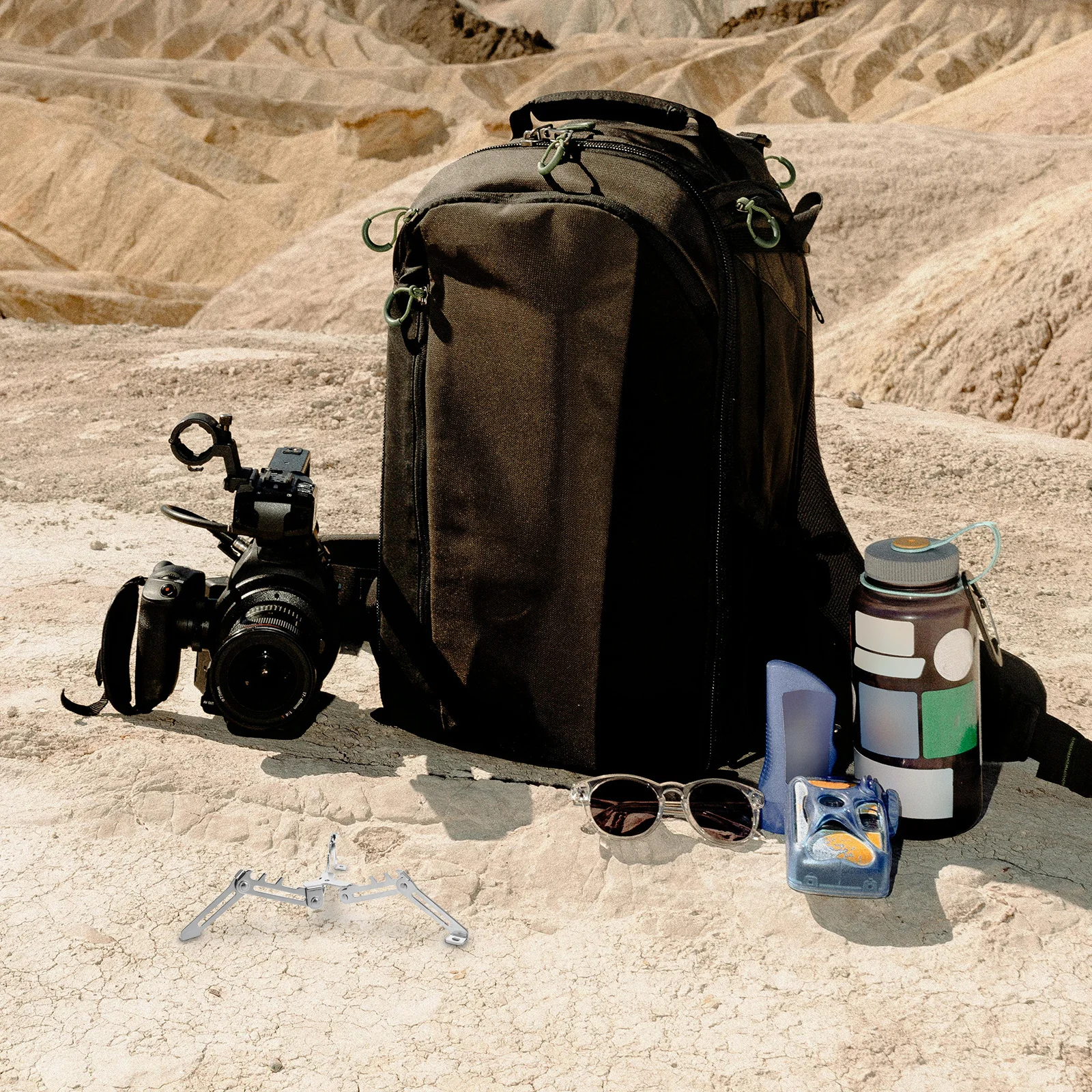 

Outdoor Folding Stainless Steel Gas Canister Stand Universal Camping Stove Holder Foldable Fuel Tank Bracket Gas Cylinder